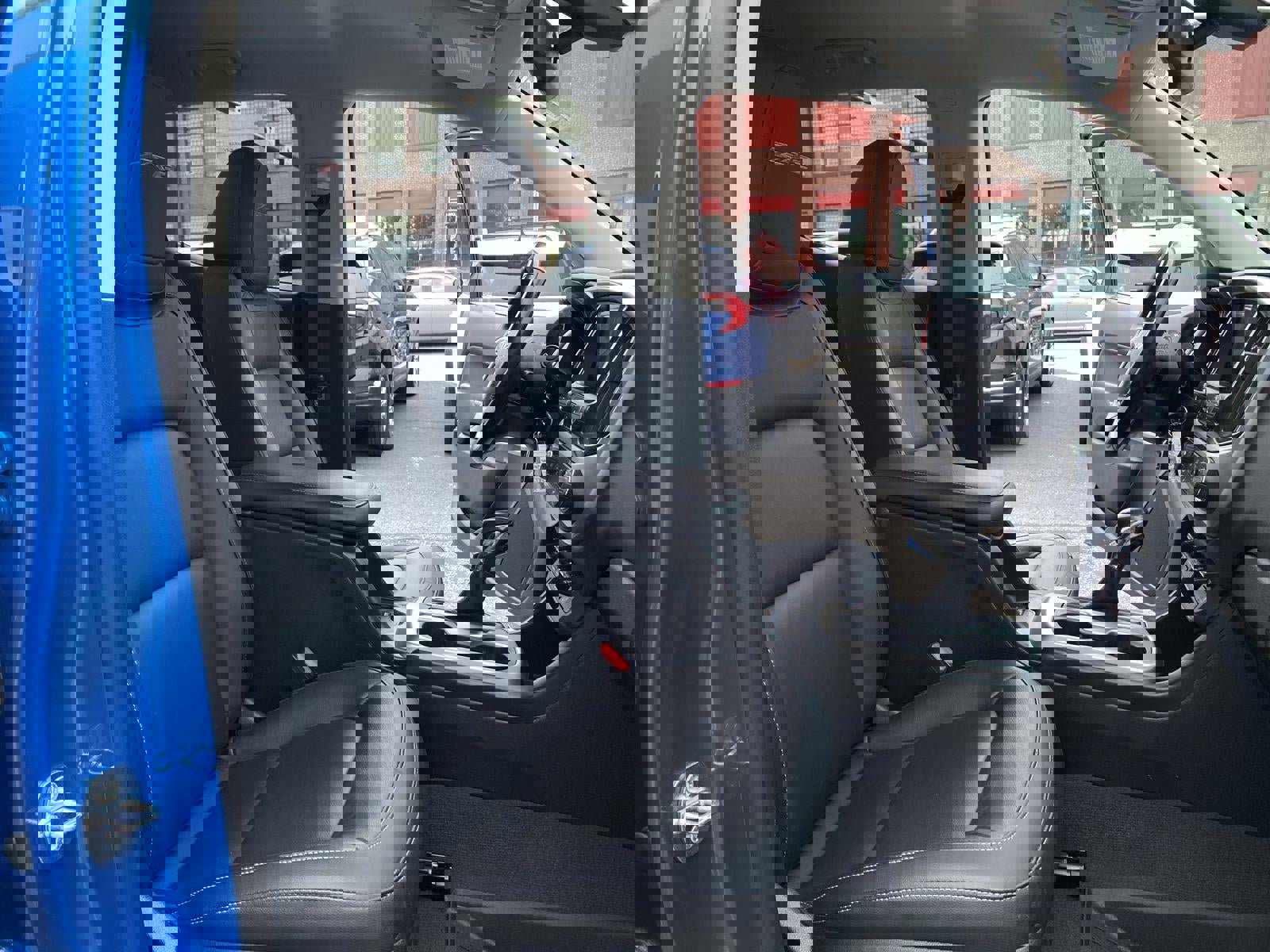 Used 2022 Chevrolet Colorado ZR2 w/ LPO, Door Decal Package image 18