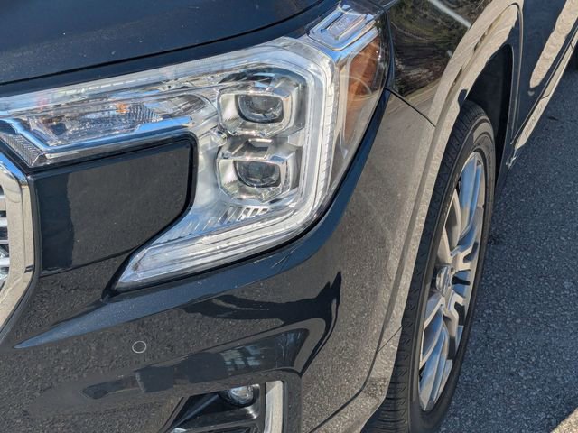 Used 2023 GMC Terrain Denali image 9
