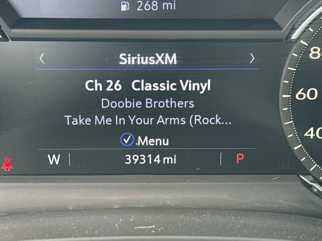 Used 2023 Cadillac XT6 Luxury image 30