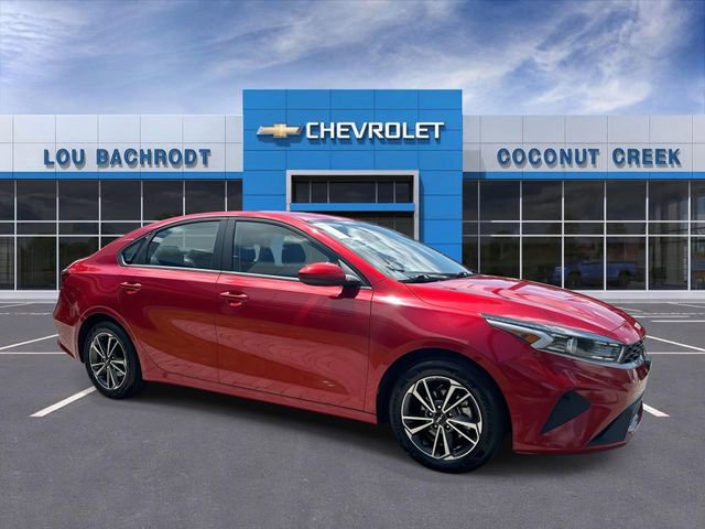 Used 2023 Kia Forte LXS FWD image 2