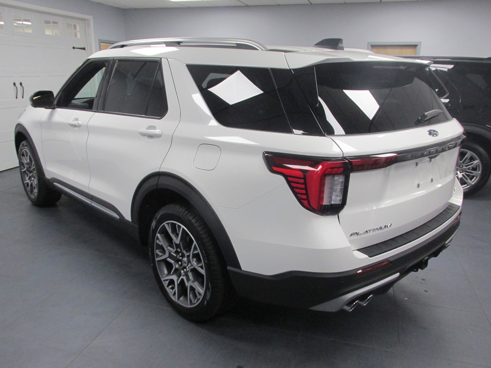 New 2025 Ford Explorer Platinum w/ Ultimate Package image 6