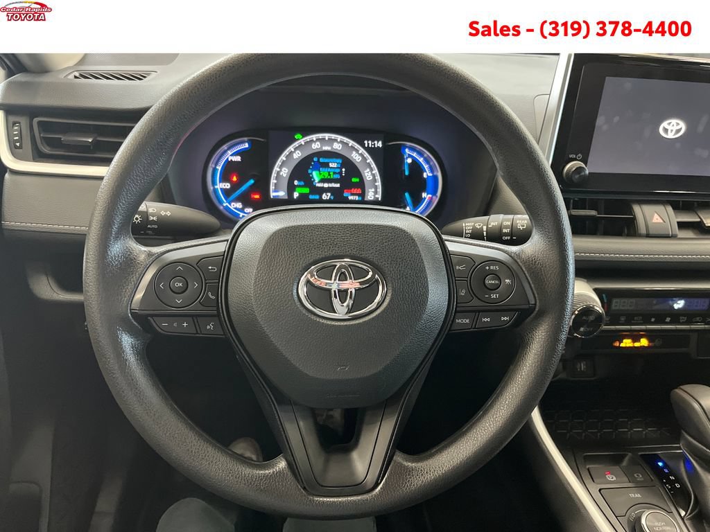 Certified 2025 Toyota RAV4 XLE AWD/4WD image 17