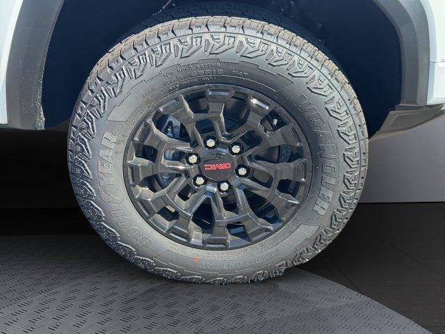 New 2026 GMC Canyon Elevation w/ Convenience Package image 27