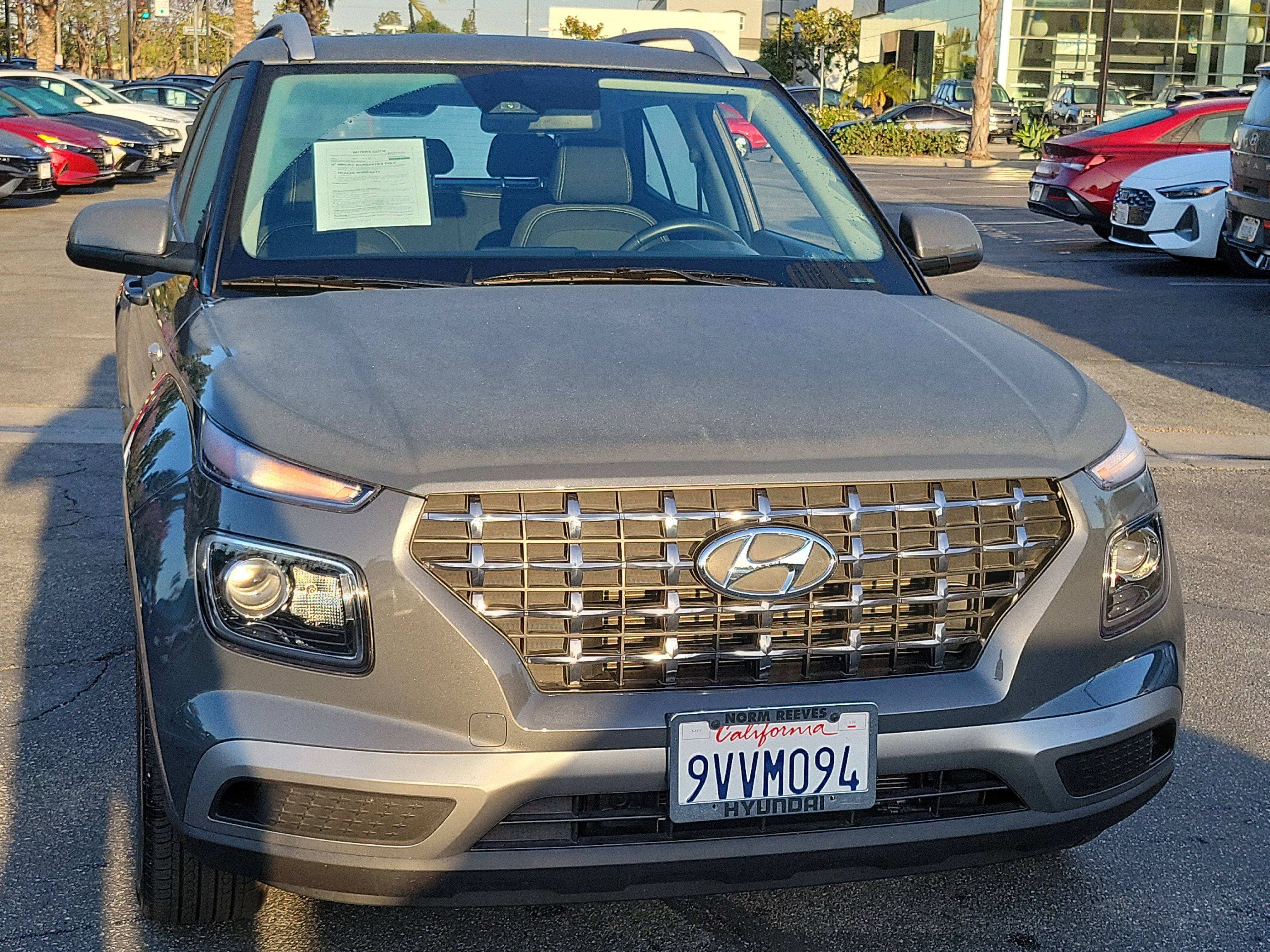 Certified 2025 Hyundai Venue SEL FWD image 6