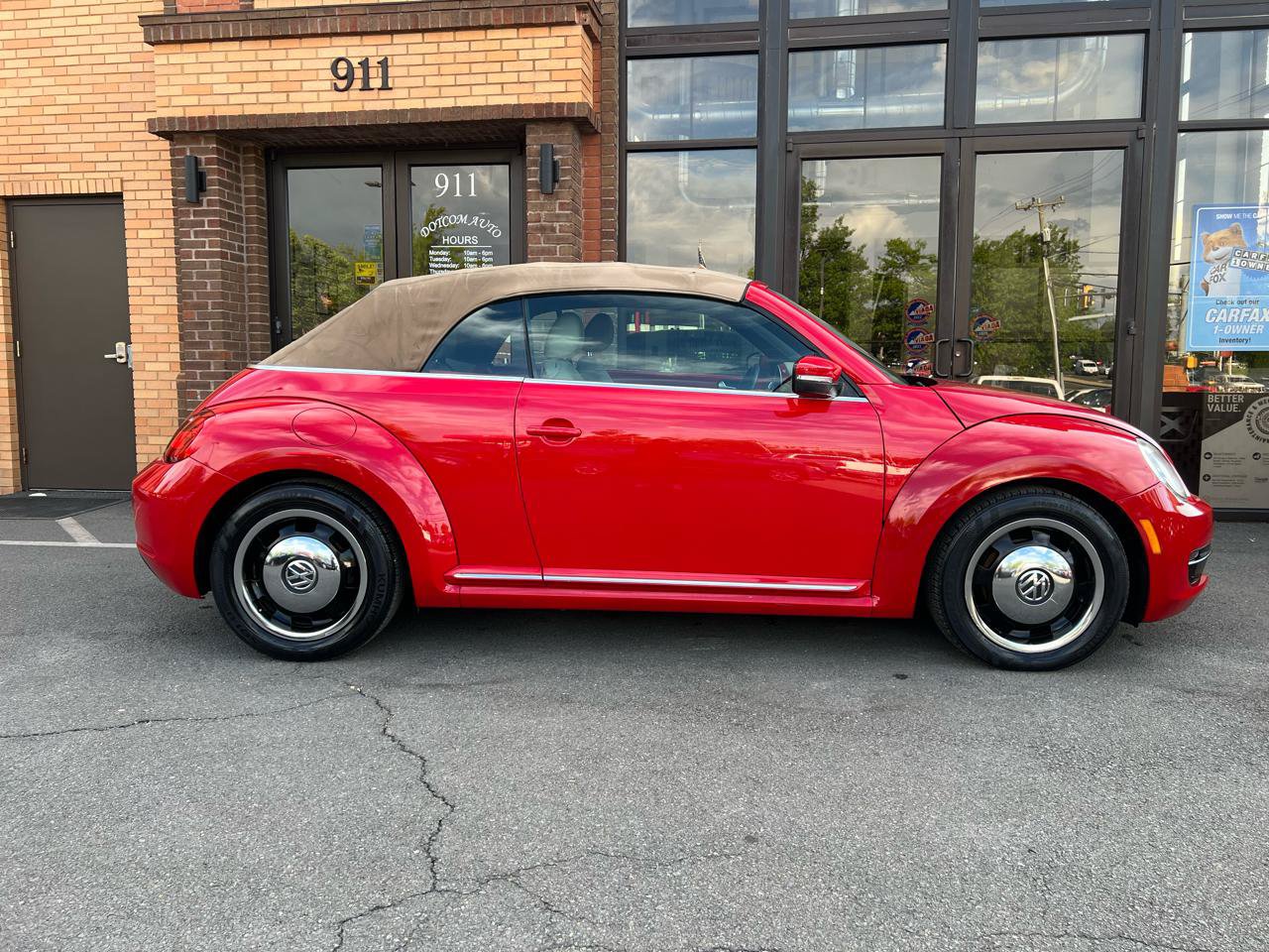 Used 2013 Volkswagen Beetle 2.5 FWD image 13