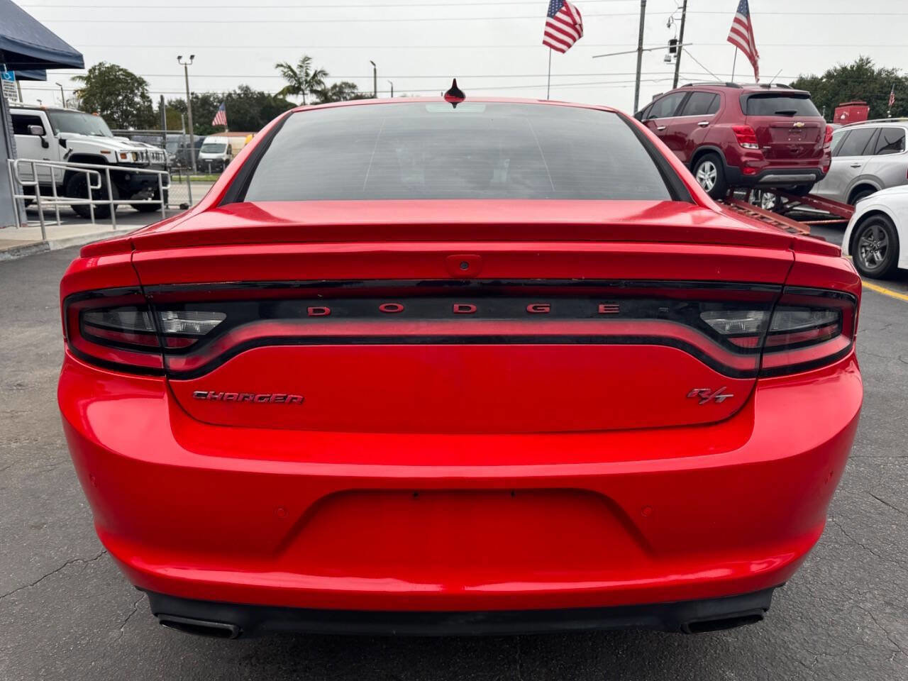 Used 2018 Dodge Charger R/T RWD image 4