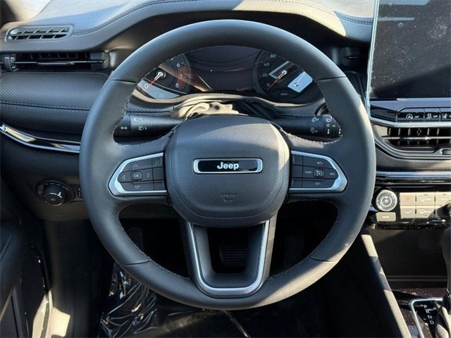 New 2025 Jeep Compass Latitude w/ Sun & Sound Group image 15