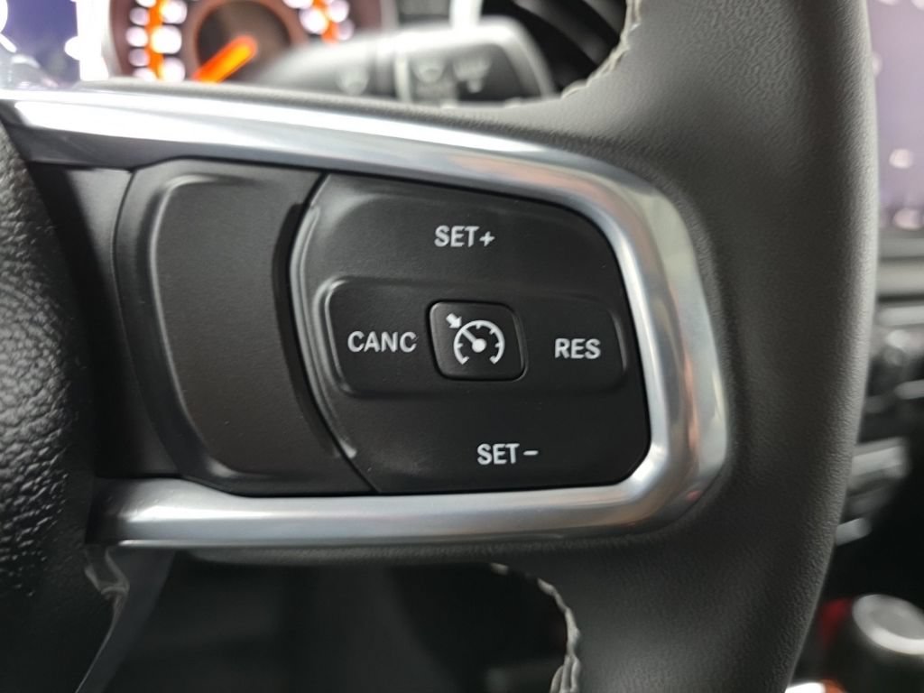 Used 2023 Jeep Gladiator Overland w/ Popular Equipment Package AWD/4WD image 26