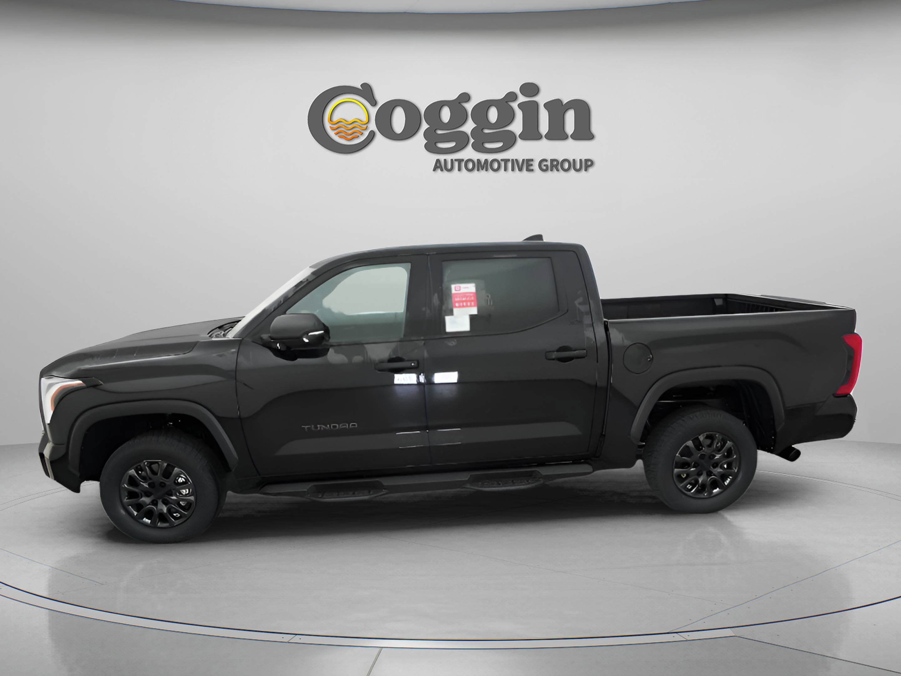 New 2026 Toyota Tundra SR5 w/ SR5 Convenience Package AWD/4WD image 6