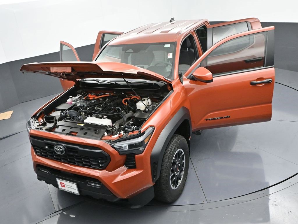 Certified 2025 Toyota Tacoma TRD Off-Road image 49