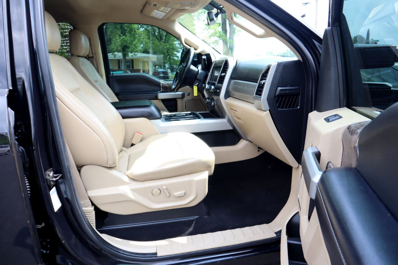 Used 2019 Ford F350 Lariat image 16