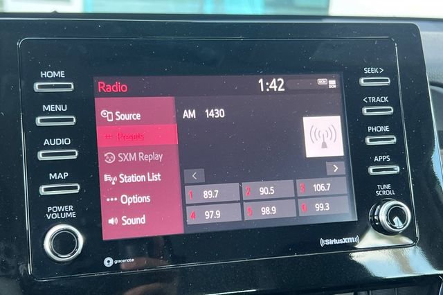 Used 2024 Toyota Camry SE image 23