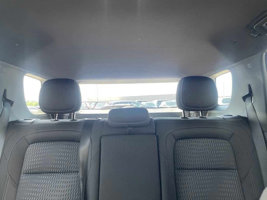 New 2027 Chevrolet Equinox LT AWD/4WD image 19