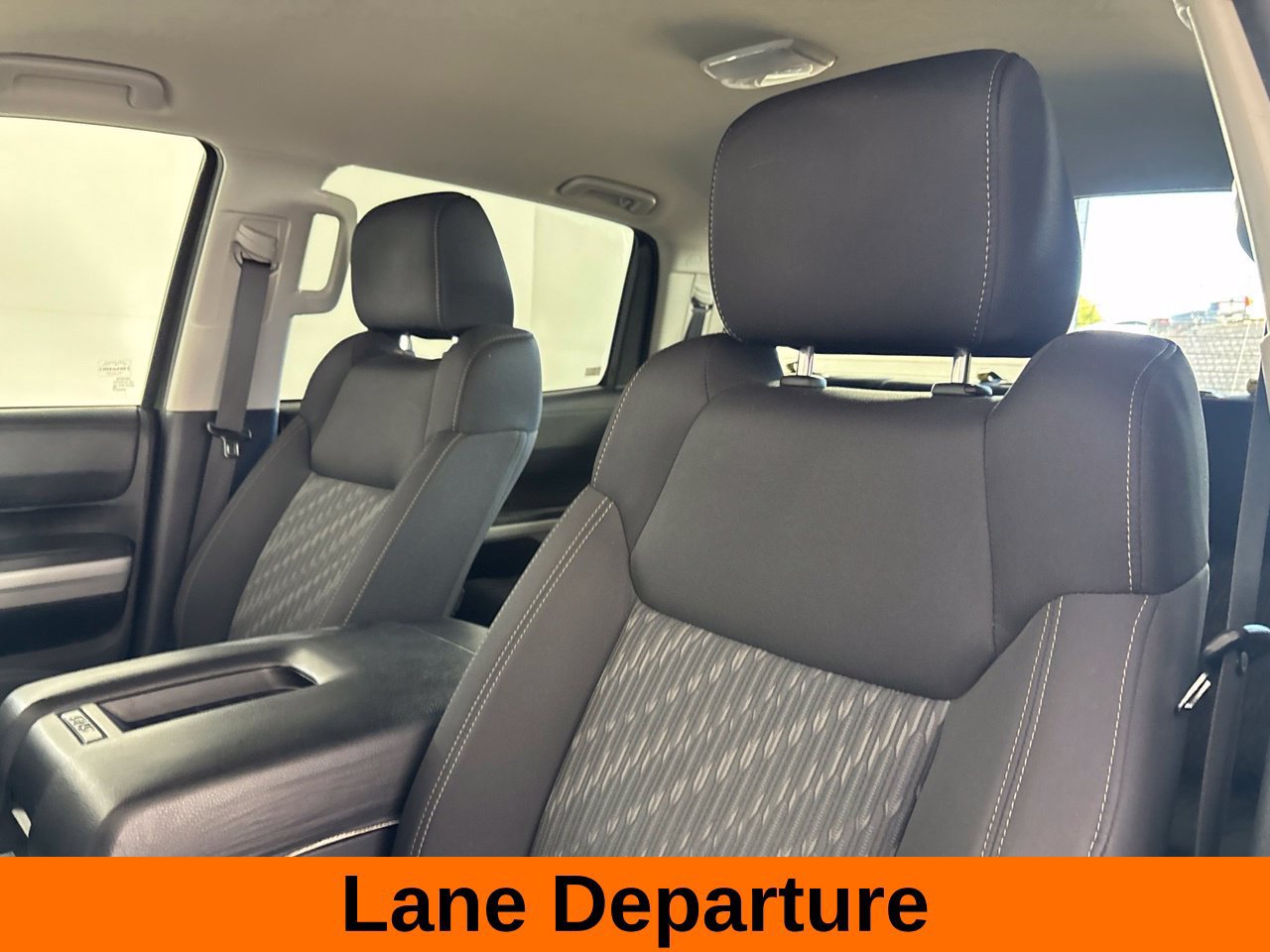 Used 2021 Toyota Tundra SR5 w/ Trail Edition AWD/4WD image 11