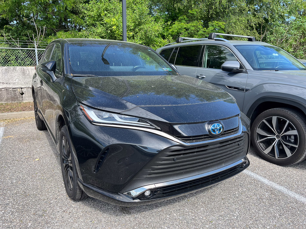 Certified 2023 Toyota Venza Nightshade AWD/4WD image 1