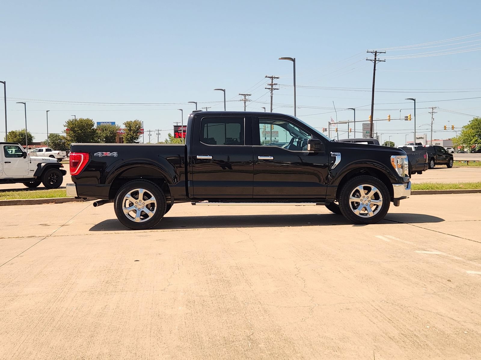 Used 2023 Ford F150 XLT w/ Equipment Group 302A High AWD/4WD image 7