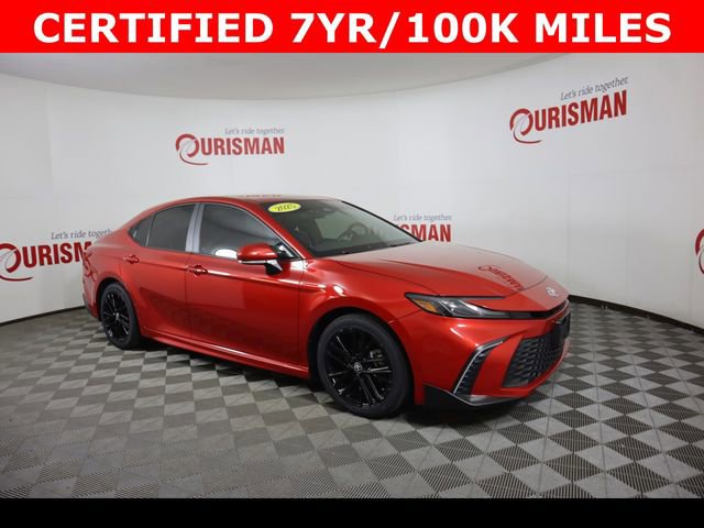 Used 2025 Toyota Camry SE FWD image 13