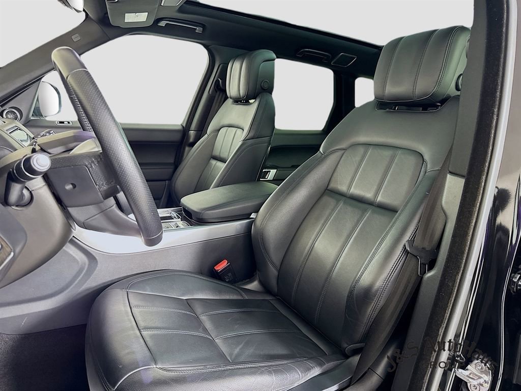 Used 2019 Land Rover Range Rover Sport SE AWD/4WD image 11