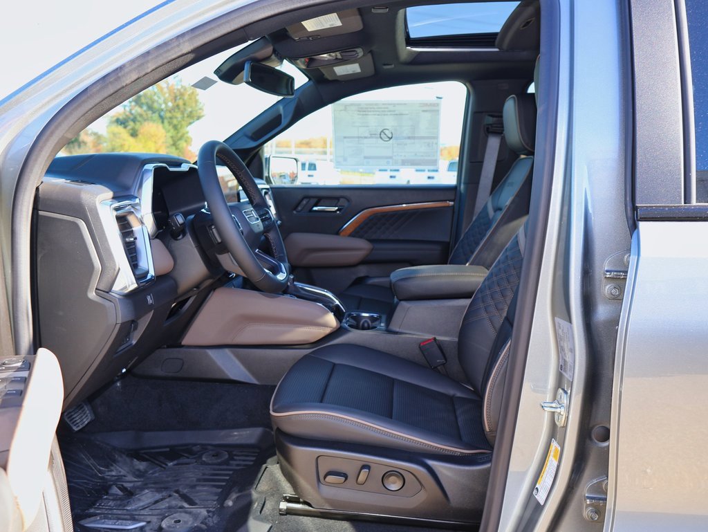 New 2026 GMC Canyon Denali image 7