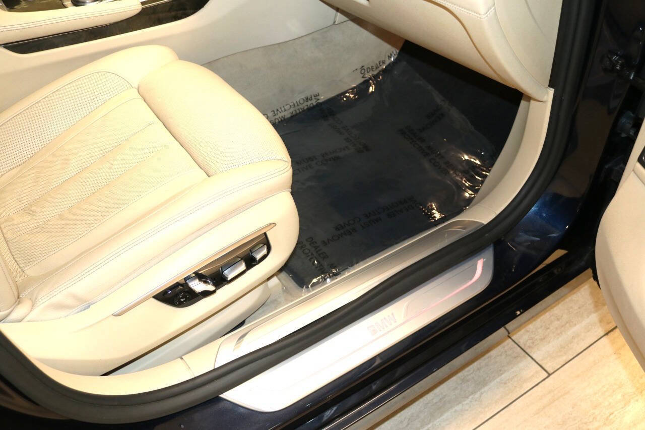 Used 2016 BMW 740i RWD image 75