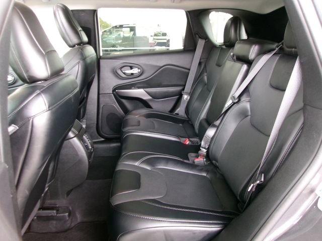 Used 2022 Jeep Cherokee Limited image 18