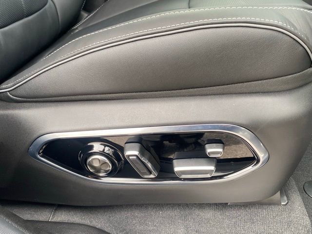 New 2025 Jeep Grand Cherokee Overland w/ Adv Protech Group III image 31