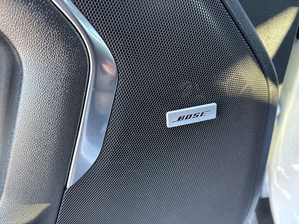 Used 2024 Chevrolet Suburban Premier image 17