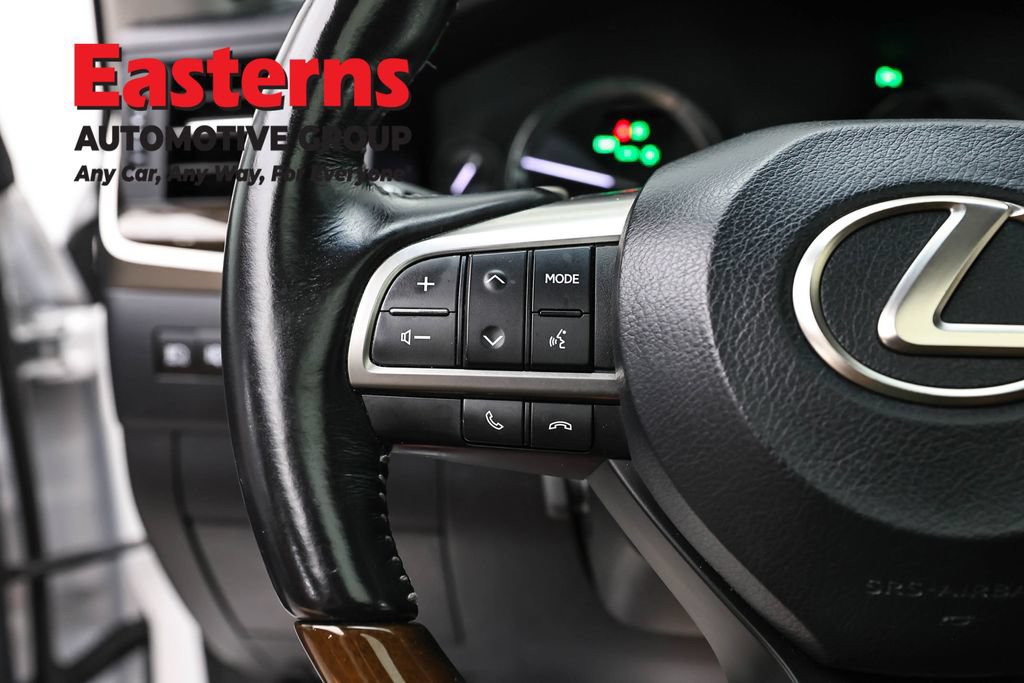 Used 2018 Lexus LX 570 4WD w/ Luxury Package image 14