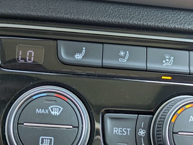 Used 2019 Volkswagen Atlas SEL Premium AWD/4WD image 24