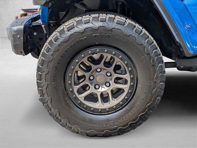 Certified 2022 Jeep Wrangler Unlimited Rubicon w/ Xtreme Recon 35" Tire Package AWD/4WD image 23