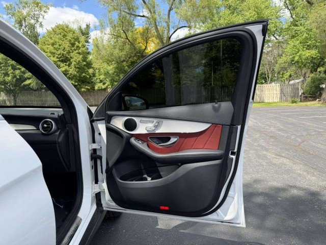 Certified 2023 Mercedes-Benz GLC 300 4MATIC Coupe image 29