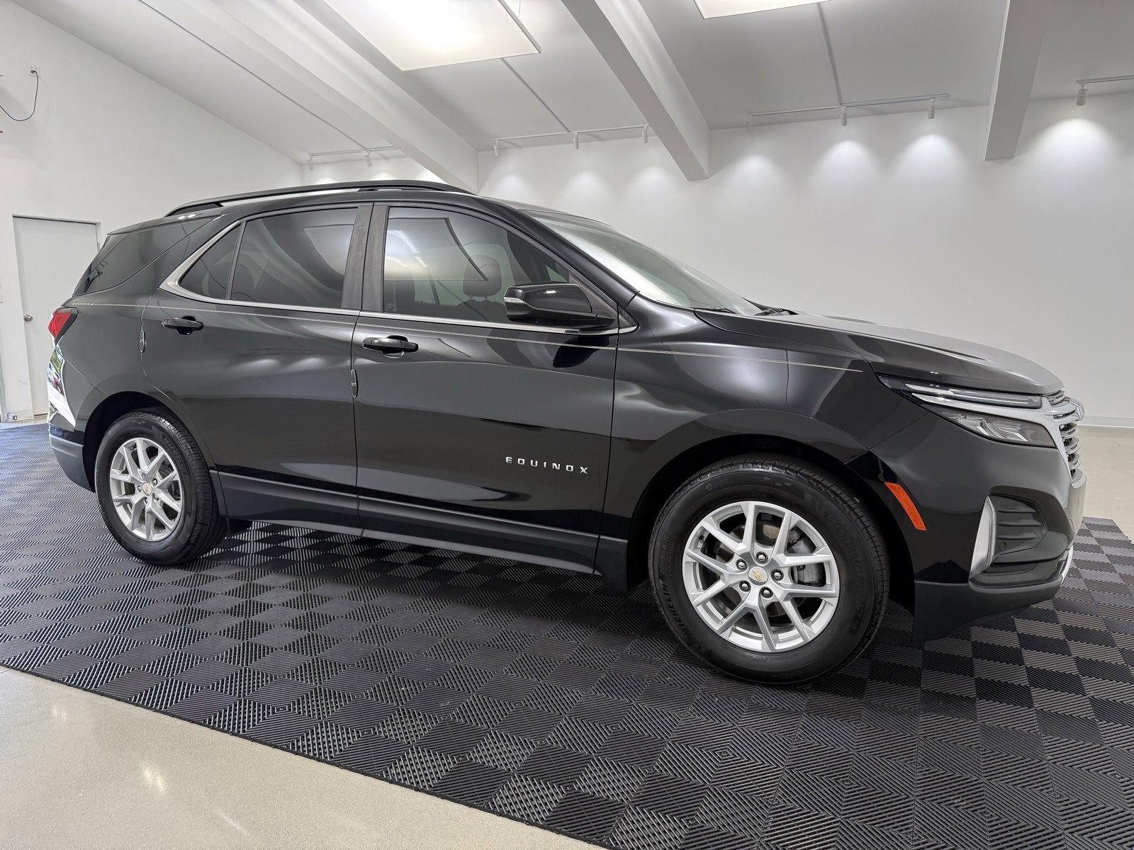 Used 2022 Chevrolet Equinox LT