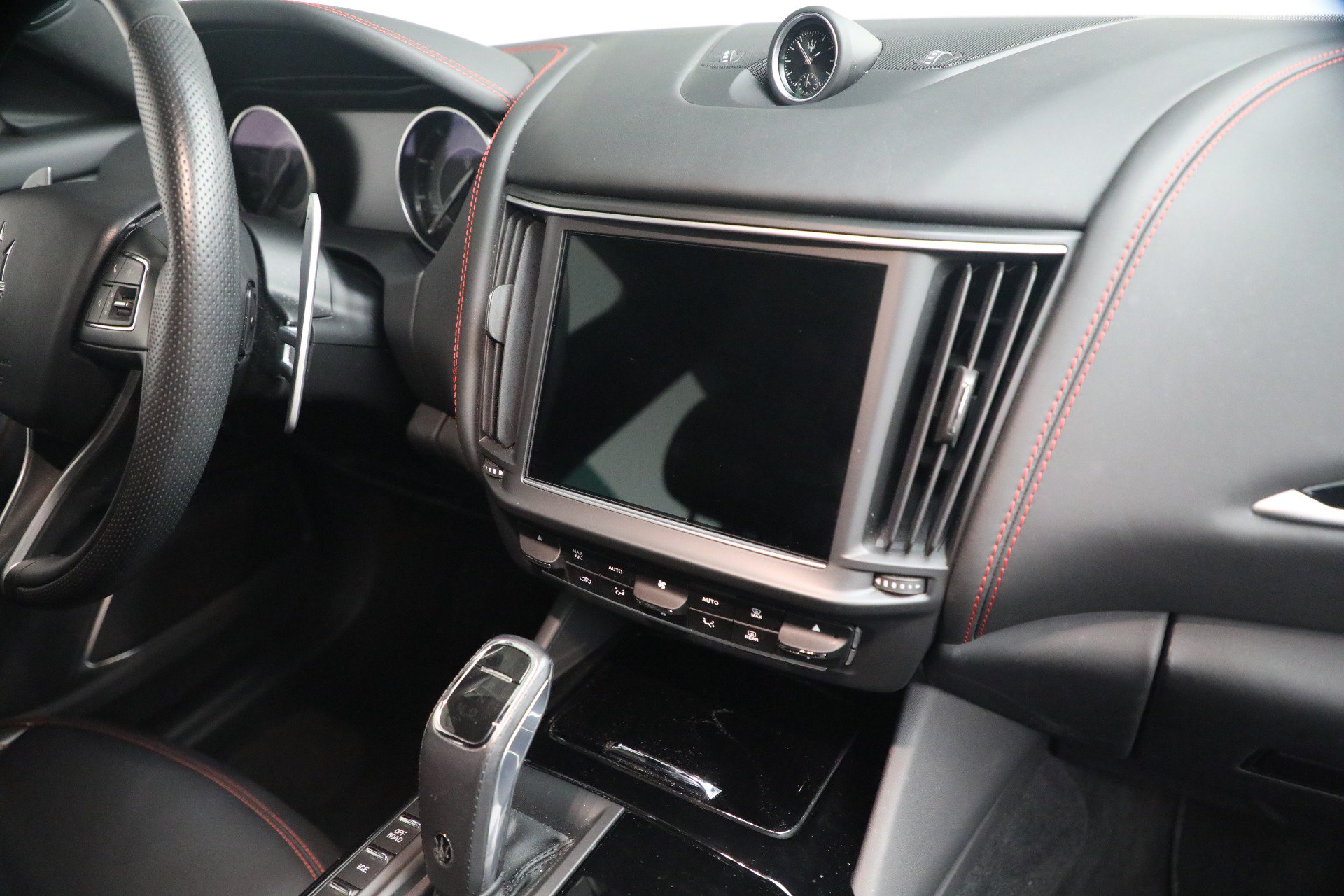 Certified 2023 Maserati Levante GT AWD/4WD image 27