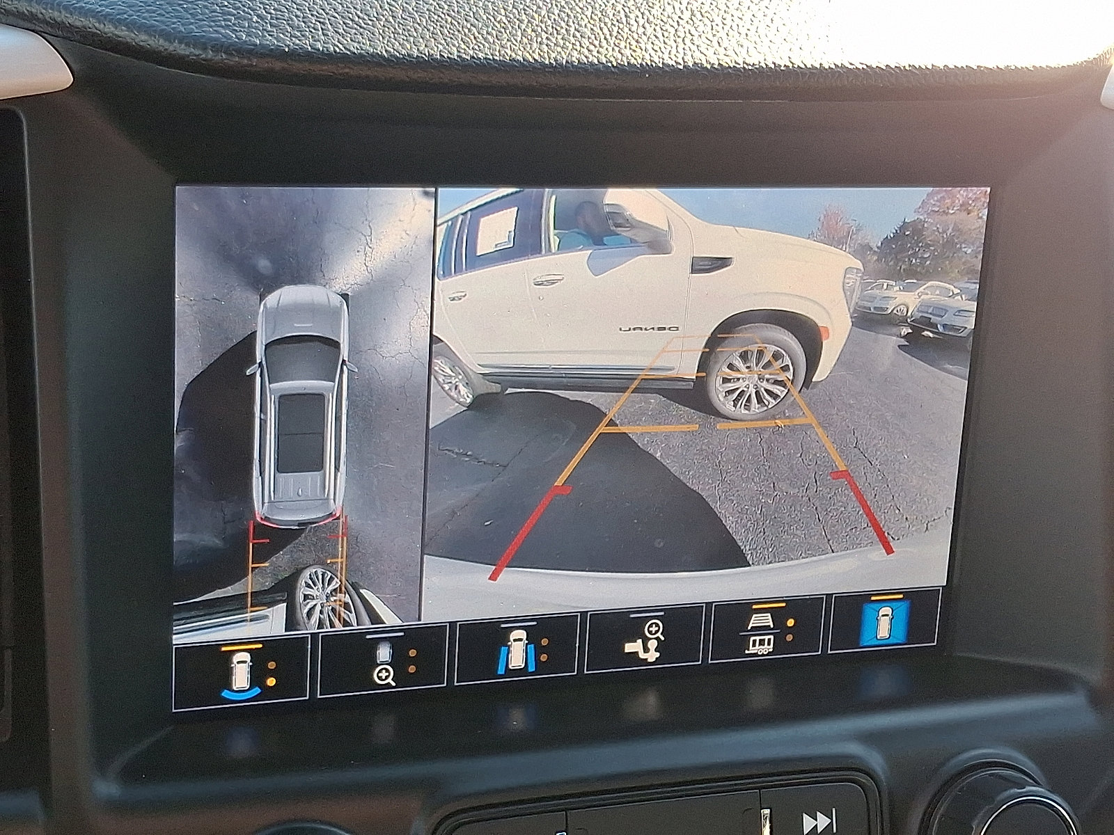 Used 2022 GMC Terrain SLT w/ Infotainment Package II image 20