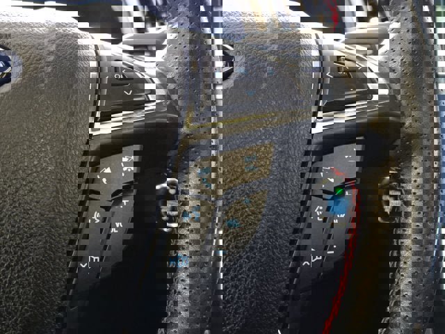 Used 2022 Ford Edge ST-Line w/ Class II Trailer Tow Package image 33