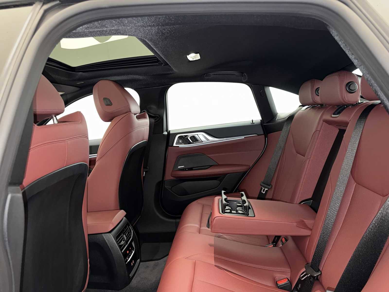 Used 2025 BMW 430i w/ Premium Package image 21