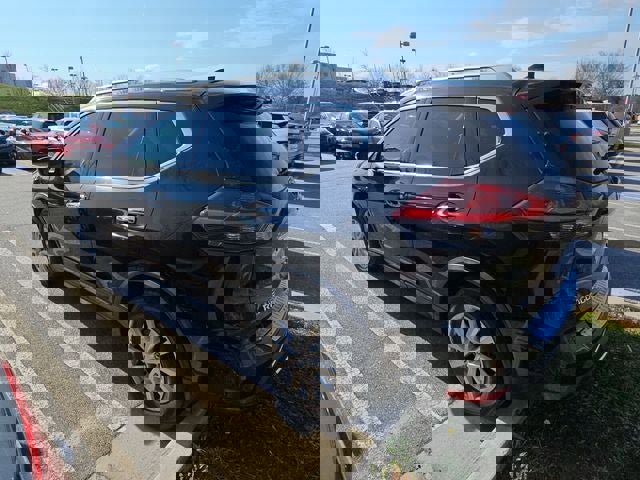 Used 2019 Nissan Rogue S w/ Special Edition Package image 4