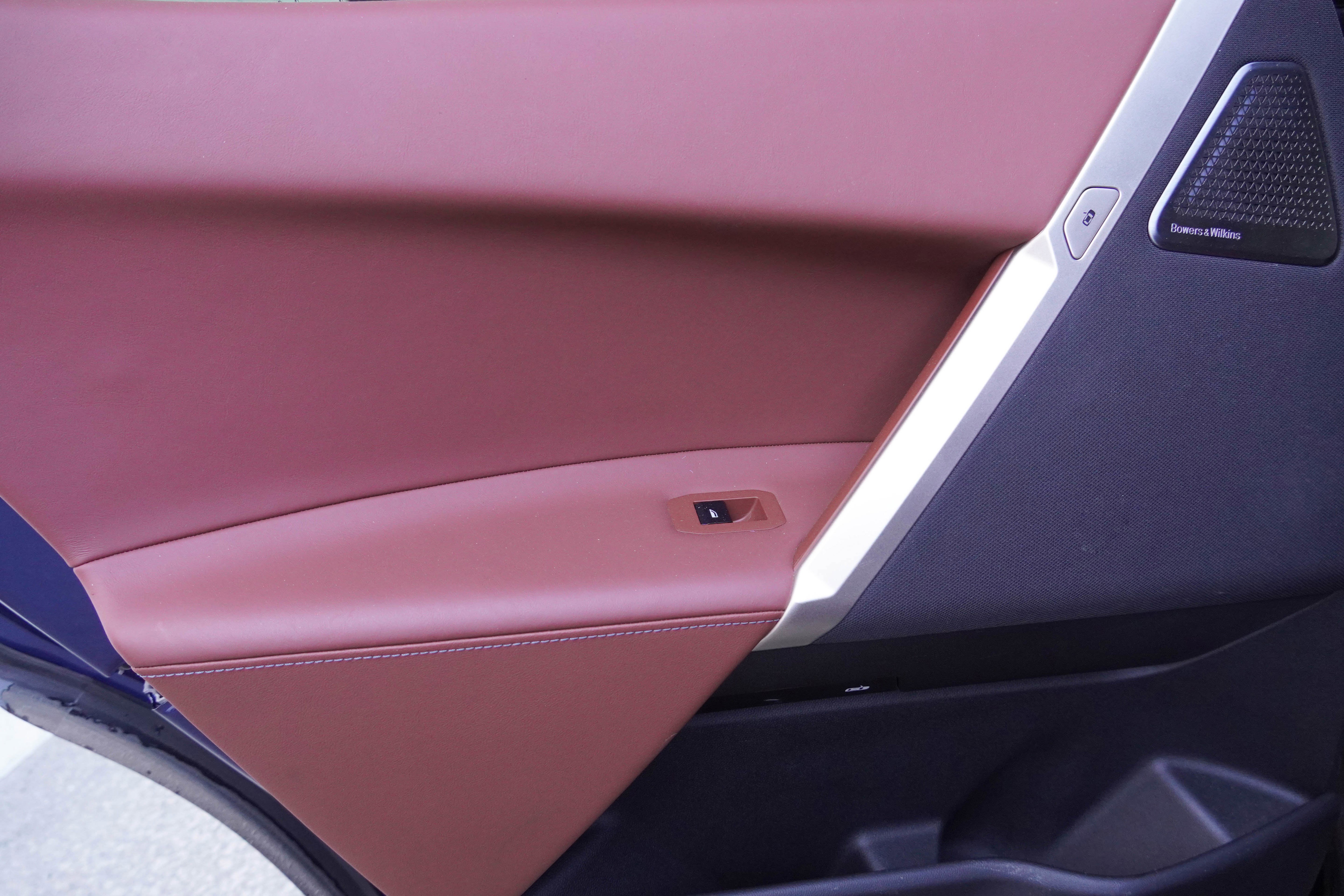 Certified 2023 BMW iX M60 w/ Executive Package AWD/4WD image 32