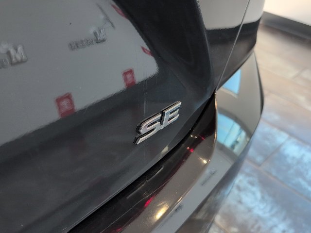 Used 2025 Toyota Camry SE image 8