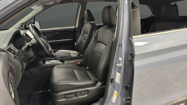Used 2022 Honda Pilot Touring image 9