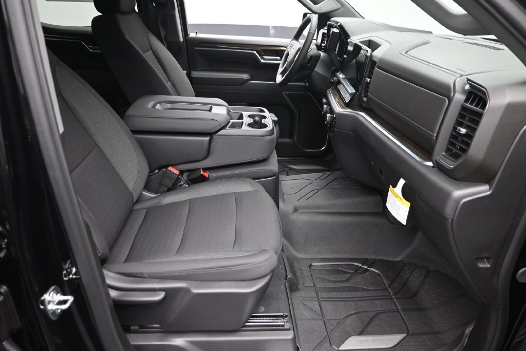 New 2026 Chevrolet Silverado 1500 LT w/ All Star Edition Plus AWD/4WD image 9