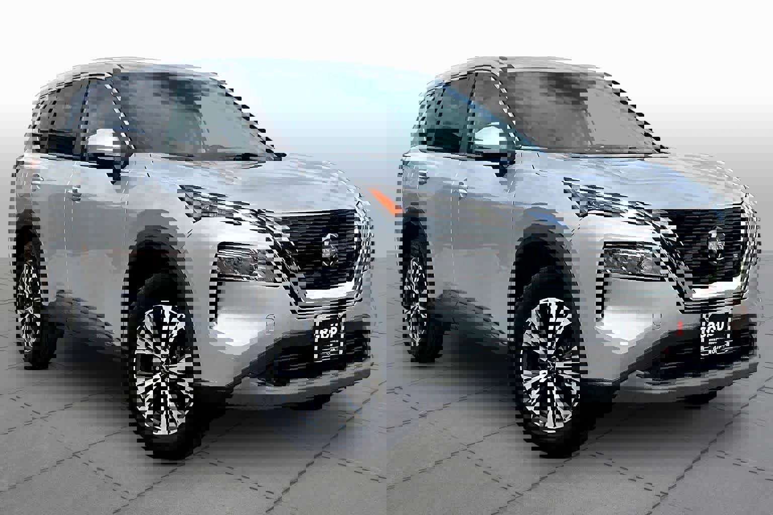 Certified 2022 Nissan Rogue SV image 3