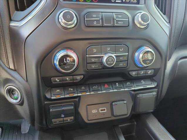 Used 2020 GMC Sierra 1500 AT4 w/ AT4 Premium Package AWD/4WD image 11
