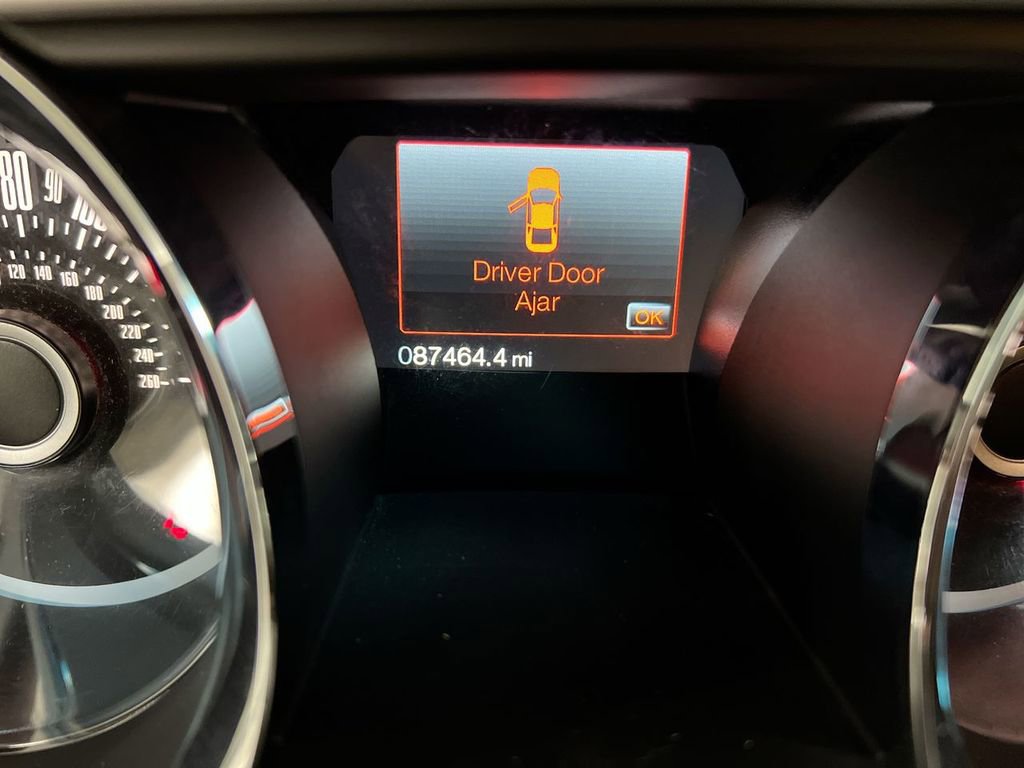 Used 2013 Ford Mustang GT Premium RWD image 13