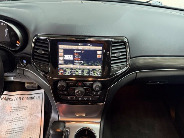 Used 2022 Jeep Grand Cherokee Limited AWD/4WD image 27
