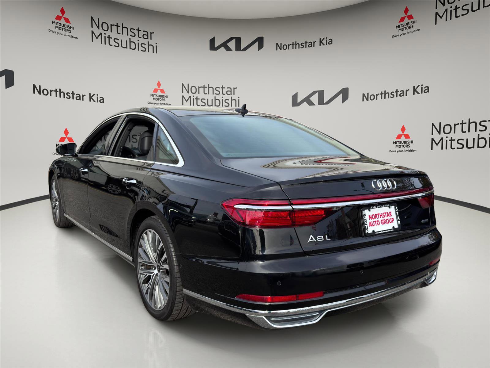 Used 2021 Audi A8 L 3.0T w/ Executive Plus Package image 5