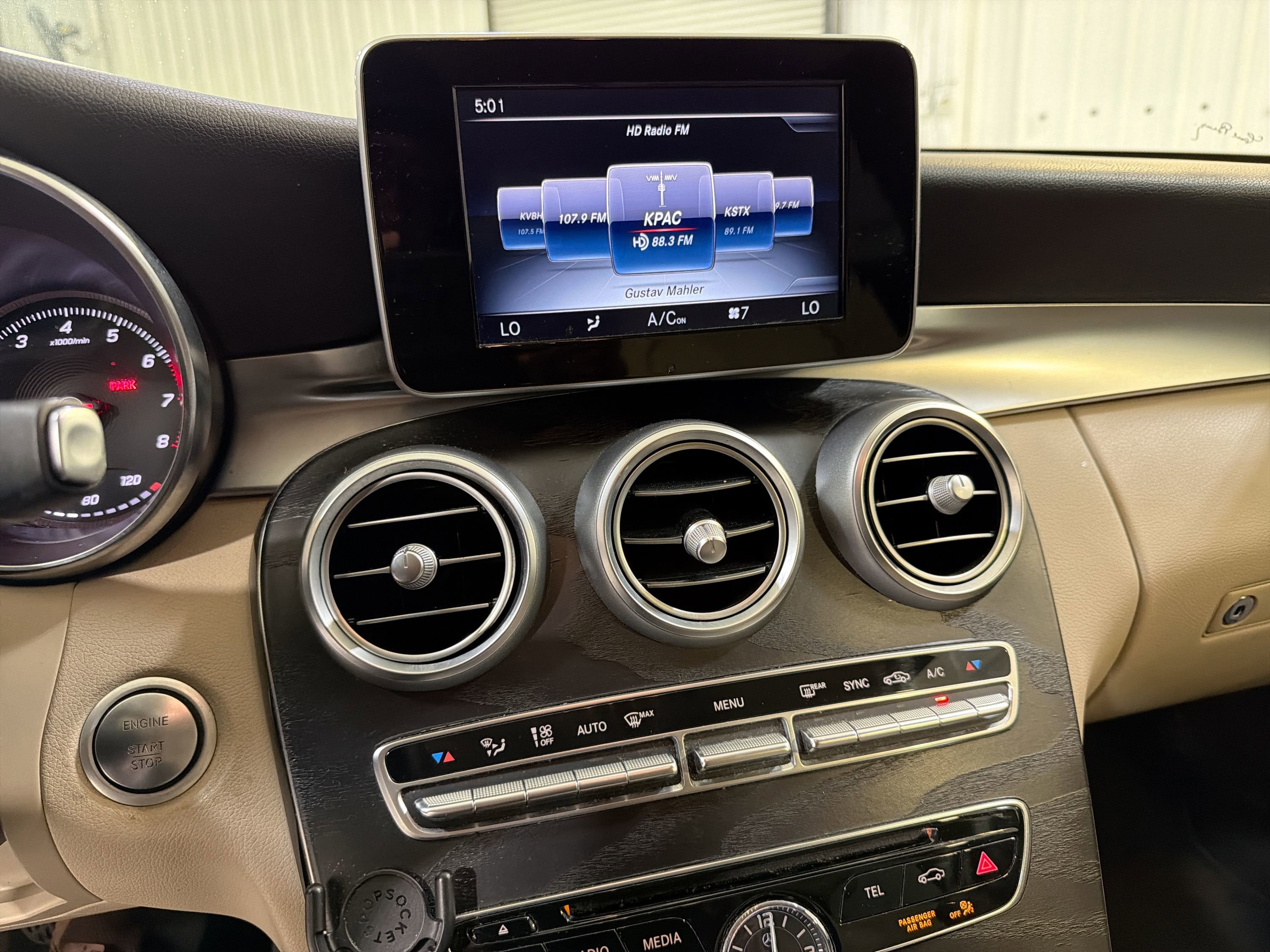 Used 2017 Mercedes-Benz C 300 Sedan image 17