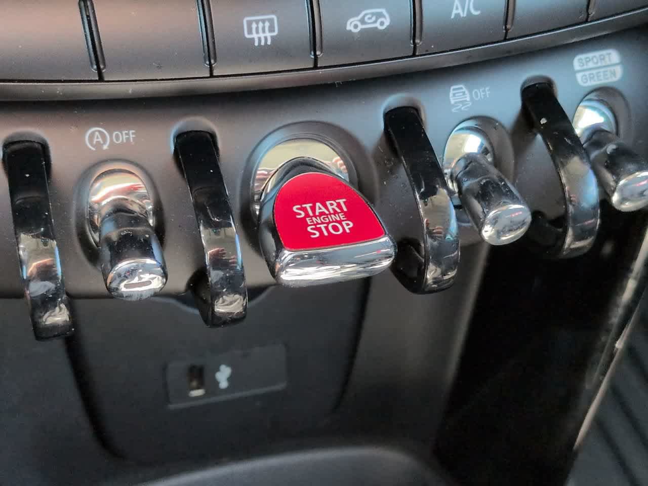 Used 2024 MINI Cooper S FWD image 24