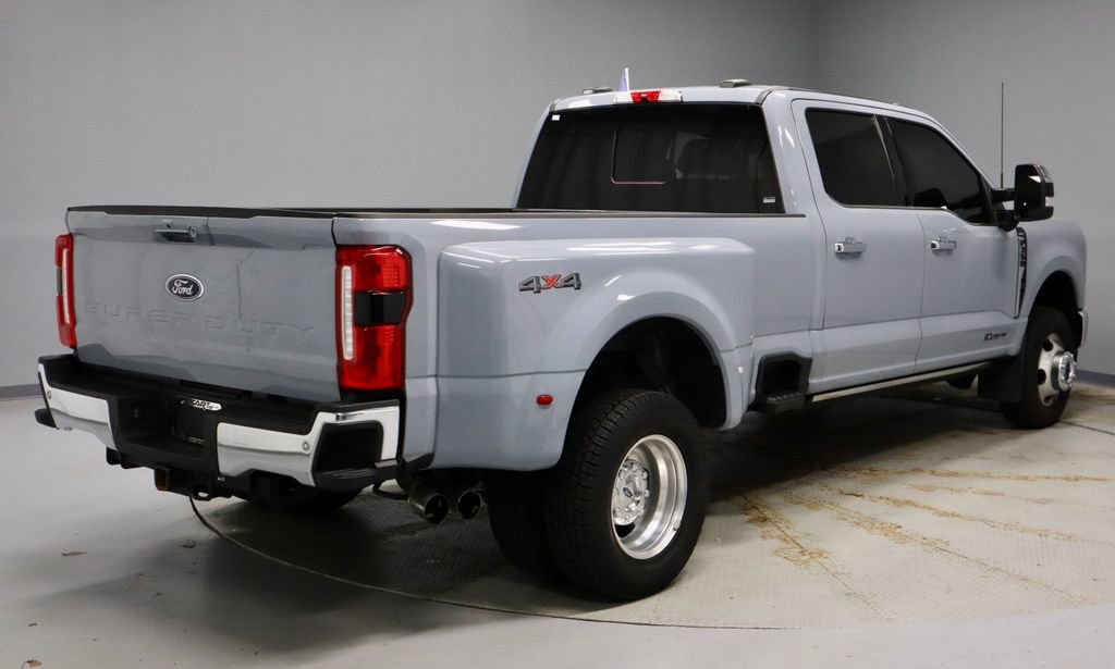 Certified 2024 Ford F350 Lariat w/ Lariat Ultimate Package image 13