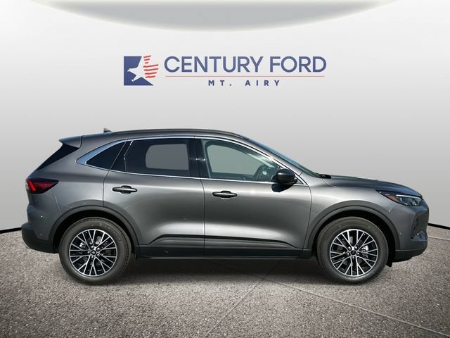 New 2024 Ford Escape SE w/ PHEV Premium Package FWD image 2